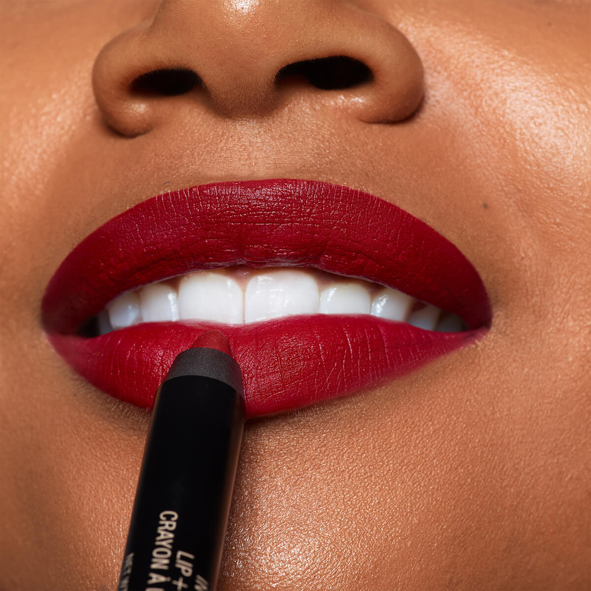INTENSE MATTE LIP+CHEEK PENCIL